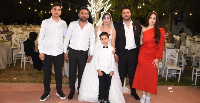 Haskoç İnşaat Koç Ailesinden Görkemli Düğün!